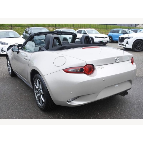 Mazda MX-5 - Roadster 1.5 132ps Exclusive-Line / Black Leather 2dr