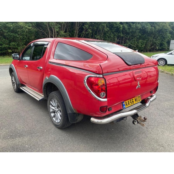Mitsubishi L200 - 2.5 DI-D Animal Pickup 4dr Diesel Manual 4WD (236 g/km, 165 bhp)