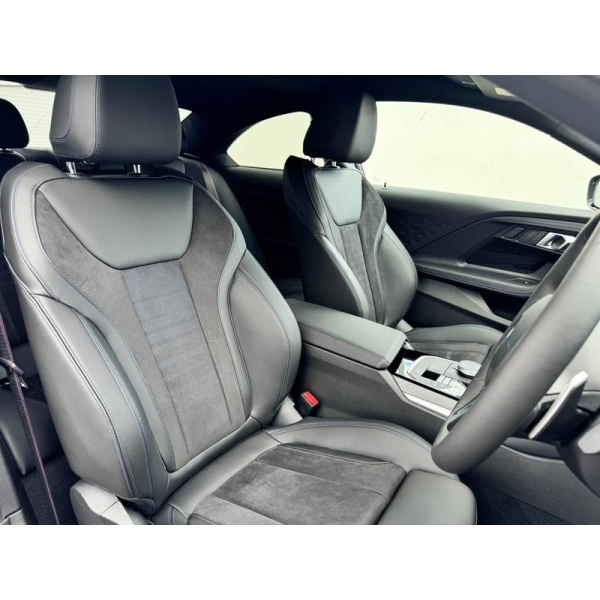 BMW 2 Series - 2.0 220i M Sport Auto Euro 6 (s/s) 2dr