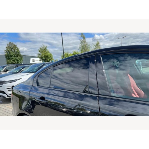 Jaguar XE - 2.0 P250i R-Dynamic HSE Black Auto Euro 6 (s/s) 4dr