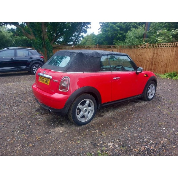 MINI Convertible - 1.6 Cooper Convertible 2dr Petrol Manual Euro 4 (115 ps)