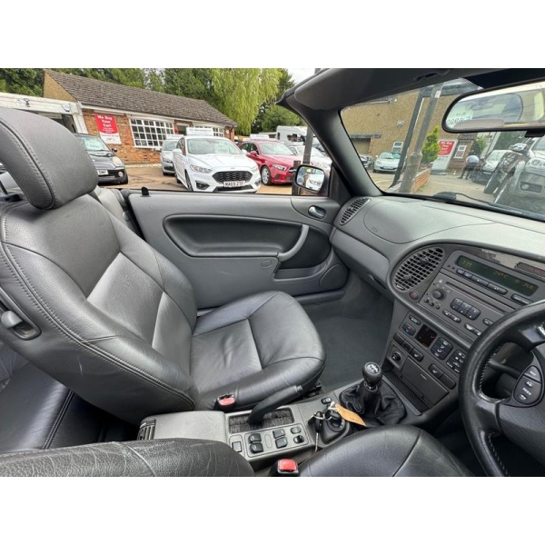 Saab 9-3 - 2.0T SE 2dr