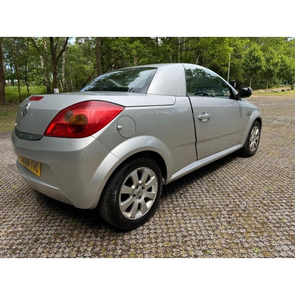Vauxhall Tigra - 1.4i 16v 2dr