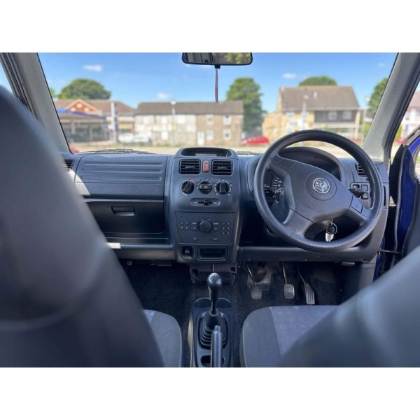 Vauxhall Agila - 1.0i 12v Expression 5dr