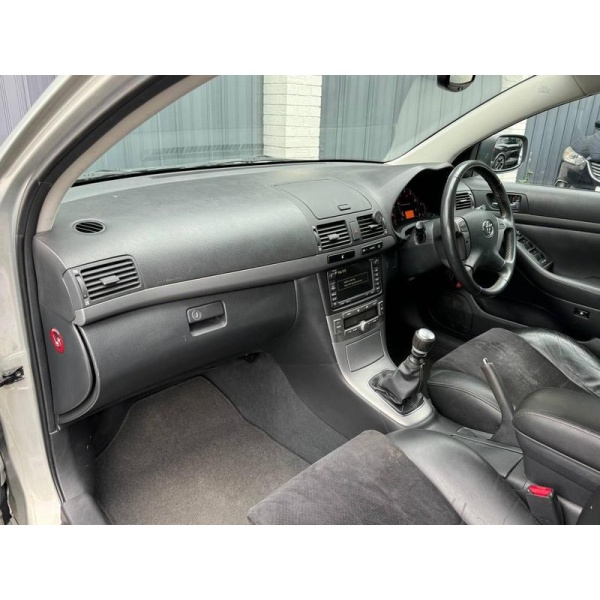 Toyota Avensis - 2.2 D-4D T180 Estate 5dr Diesel Manual (163 g/km, 175 bhp)