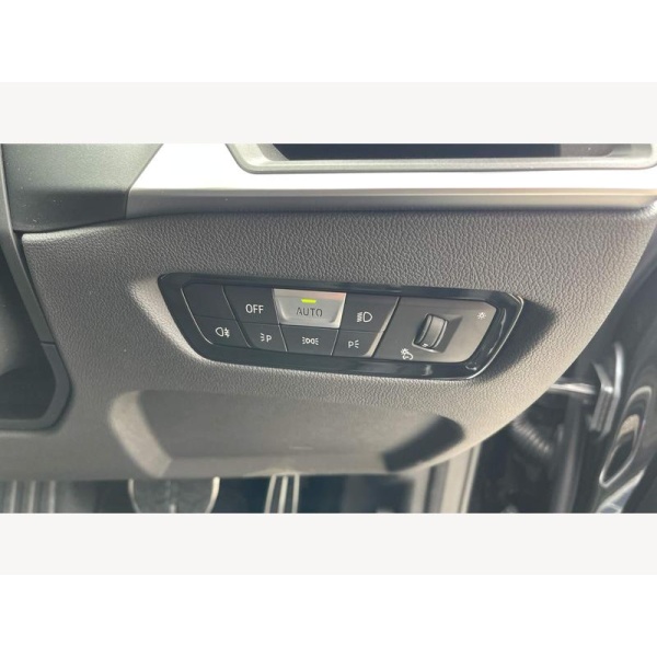 BMW 2 Series - 2.0 220i M Sport Auto Euro 6 (s/s) 2dr