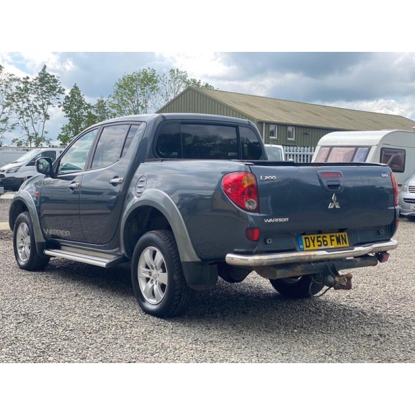 Mitsubishi L200 - 2.5 DI-D Warrior 4WD 4dr
