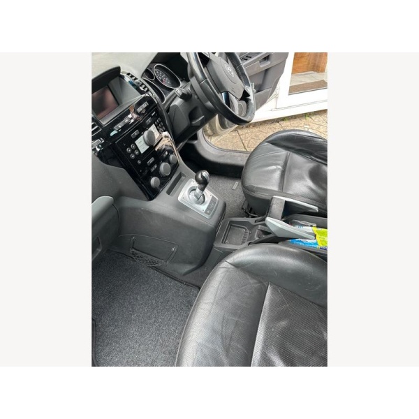 Vauxhall Zafira - 1.8 16V Elite MPV 5dr Petrol Easytronic Euro 4 (140 ps)