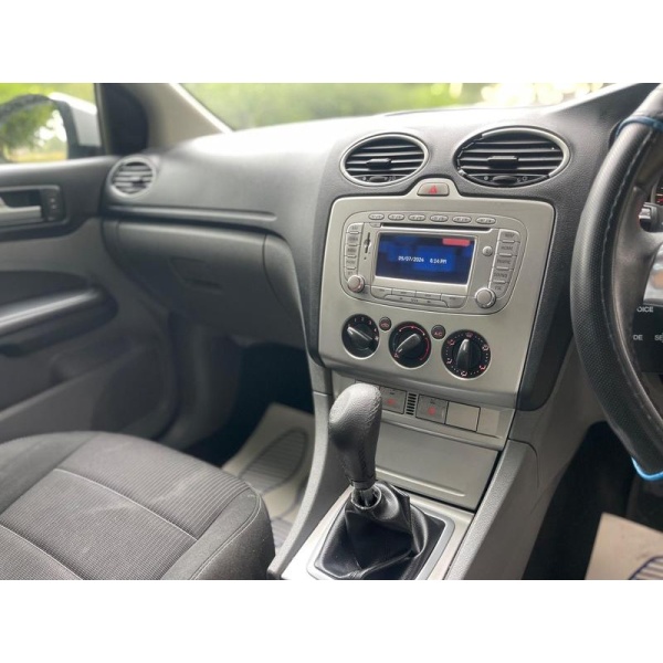 Ford Focus - 1.6 TDCi DPF Sport 5dr