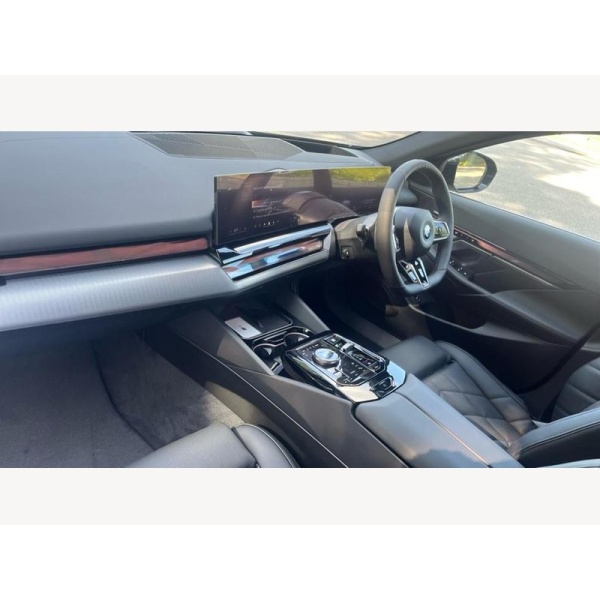 BMW 5 Series - 550e xDrive M Sport Pro Saloon 3.0 4dr