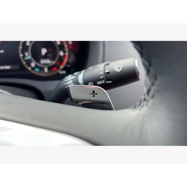 Jaguar XE - 2.0 P250i R-Dynamic HSE Black Auto Euro 6 (s/s) 4dr