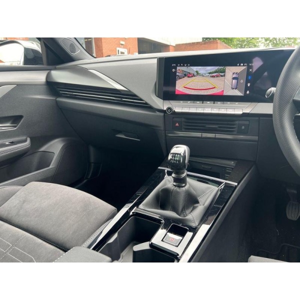 Vauxhall Astra - 1.2 Turbo Ultimate Sports Tourer Euro 6 (s/s) 5dr