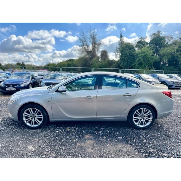 Vauxhall Insignia - 1.8i 16v Exclusiv Euro 5 4dr