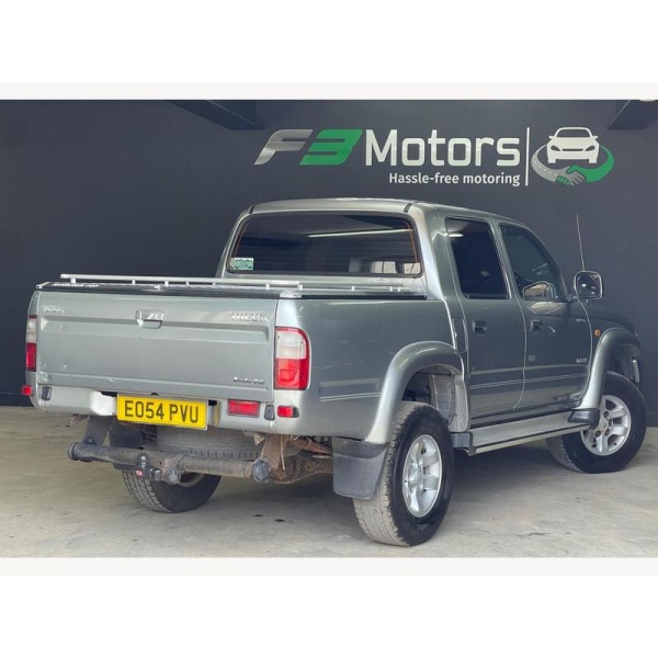 Toyota Hilux - 2.5 Invincible 4dr