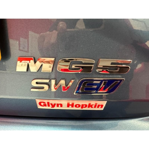 MG MG5 - 61.1kWh Trophy Auto 5dr