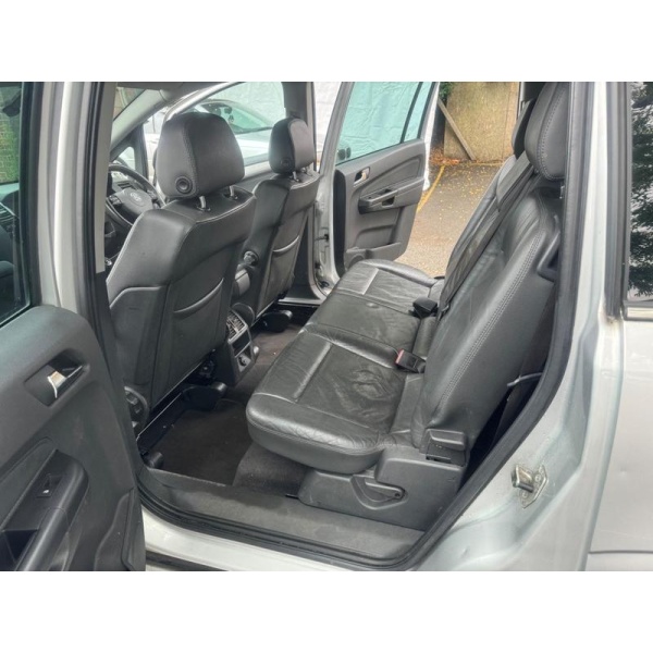 Vauxhall Zafira - 1.8 16V Elite Euro 4 5dr