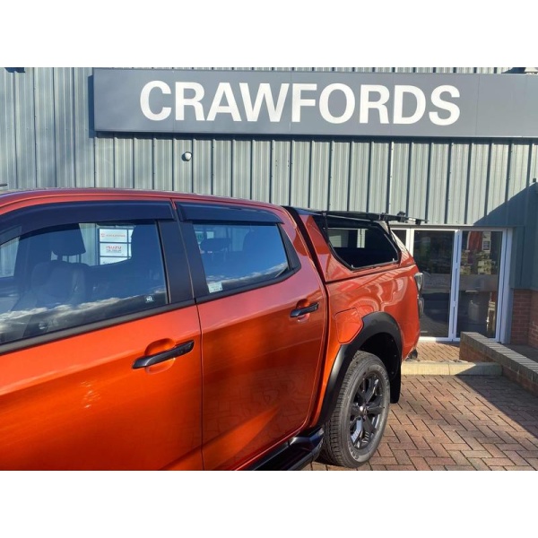 Isuzu D-max - 1.9 TD V-Cross Auto 4WD Euro 6 (s/s) 4dr