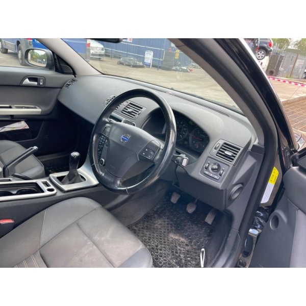 Volvo V50 - 2.0D SE Euro 4 5dr