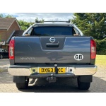 Nissan Navara - 2.5 dCi Tekna Auto 4WD Euro 5 4dr