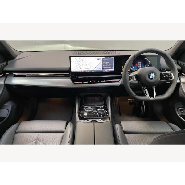 BMW 5 Series Saloon - BMW 520i M Sport 2.0 4dr