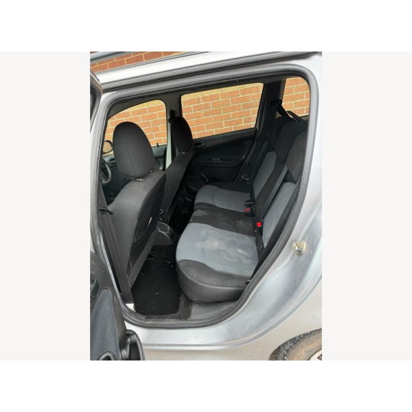 Peugeot 206 SW - 1.4 8v S 5dr (a/c)