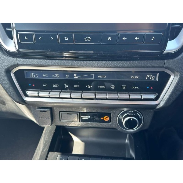 Isuzu D-max - 1.9 TD V-Cross Auto 4WD Euro 6 (s/s) 4dr