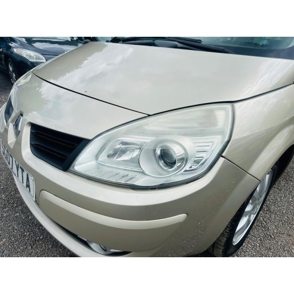Renault Scenic - 1.6 VVT Dynamique 5dr