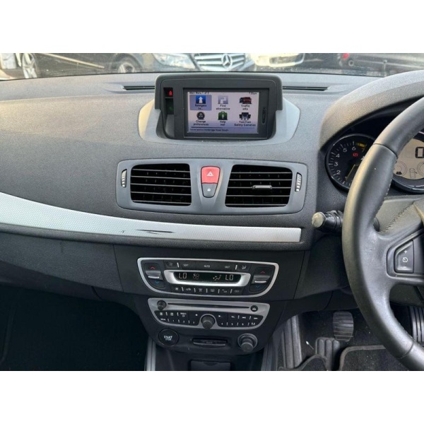 Renault Megane - 2.0 DYNAMIQUE TCE 2d 180 BHP ULEZ FREE SATNAV BLUETOOTH AC