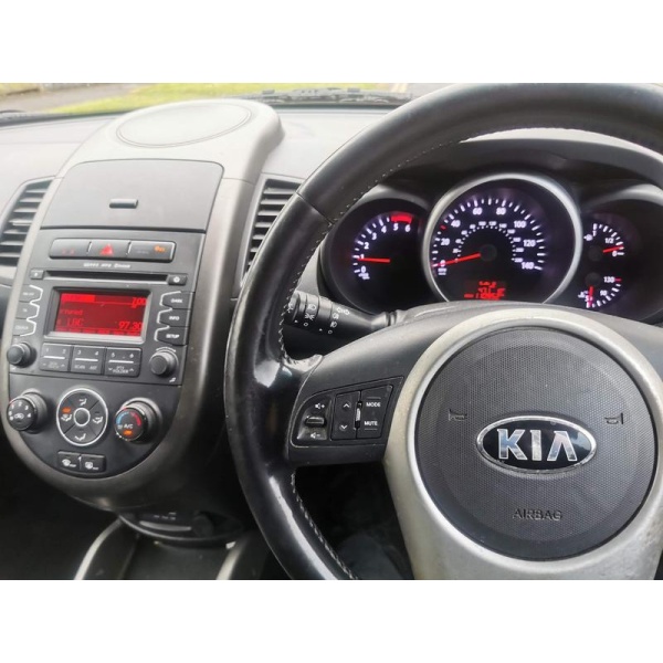 KIA Soul - 1.6 CRDi 2 SUV 5dr Diesel Manual Euro 5 (126 bhp)