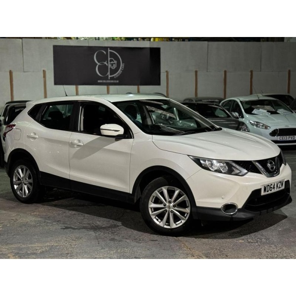 Nissan Qashqai - 1.2 DIG-T Acenta 2WD Euro 5 (s/s) 5dr