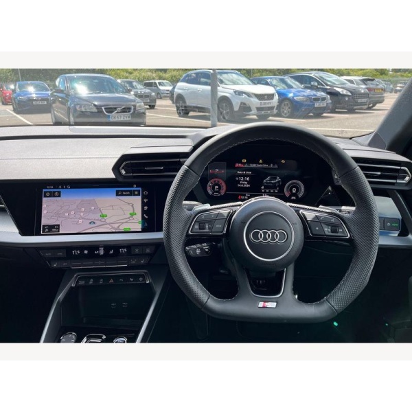Audi A3 - 1.5 TFSI 30 S line S Tronic Euro 6 (s/s) 4dr