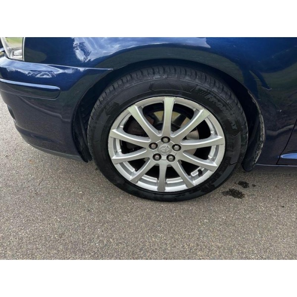 Toyota Avensis - 2.0 T SPIRIT VVT-I 145 BHP AUTOMATIC 5DR ESTATE