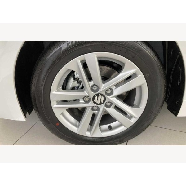 Suzuki Swace - 1.8 Hybrid Motion 5dr CVT