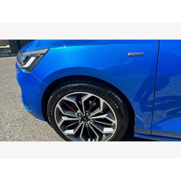 Ford Focus - 1.0T EcoBoost MHEV ST-Line X DCT Euro 6 (s/s) 5dr
