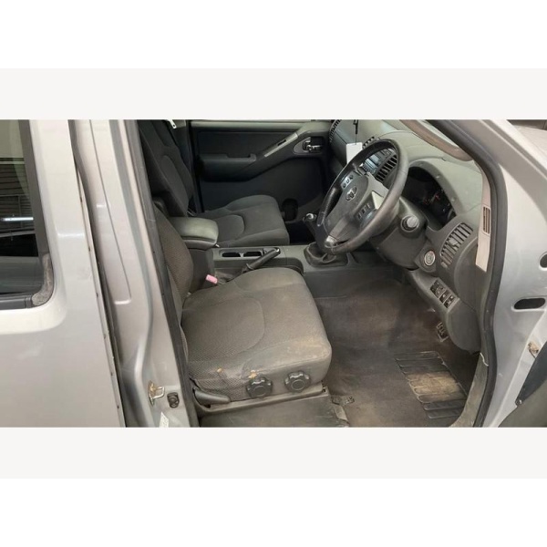 Nissan Navara - 2.5 dCi Outlaw 4dr