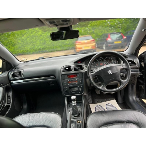 Peugeot 406 - 2.2 Black 2dr