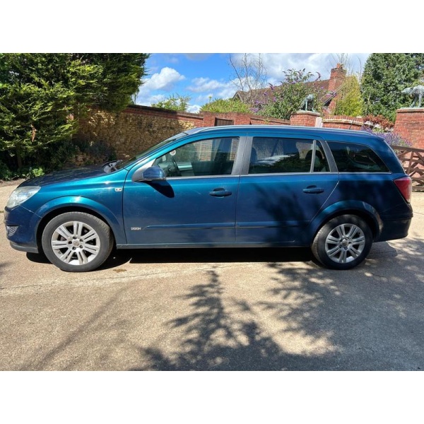 Vauxhall Astra - 1.6i 16v Design 5dr