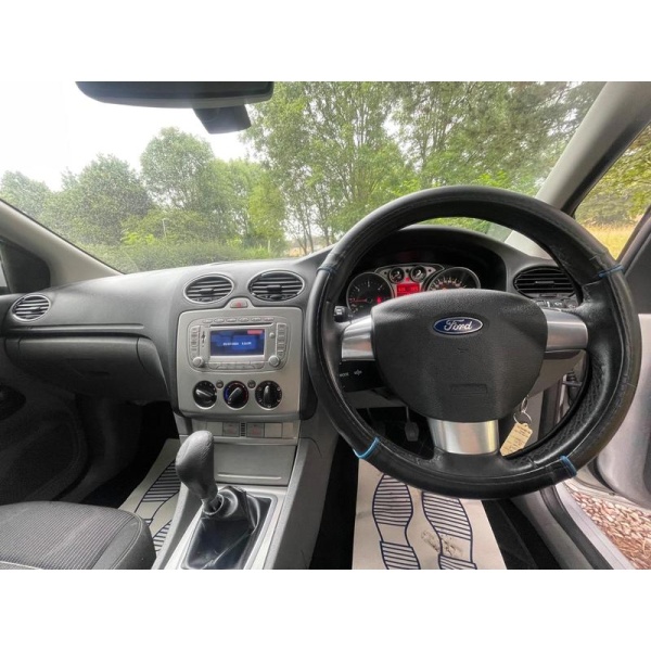 Ford Focus - 1.6 TDCi DPF Sport 5dr