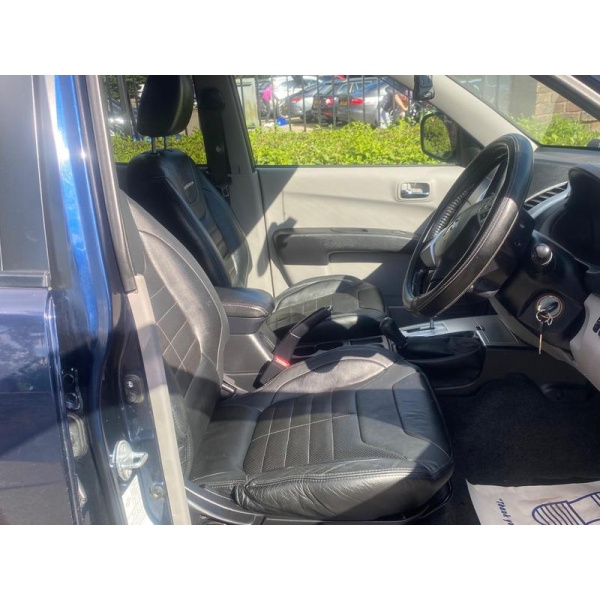 Mitsubishi L200 - 2.5 DI-D Barbarian Auto 4WD Euro 4 4dr (LB)