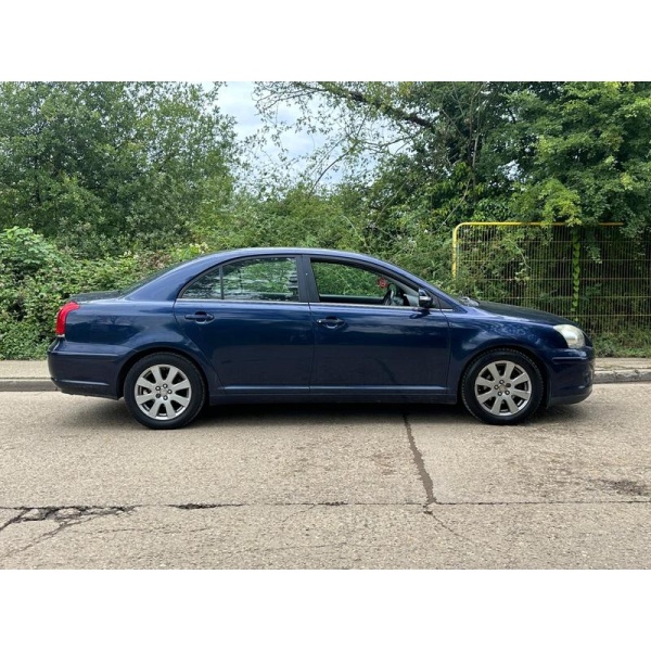Toyota Avensis - 1.8 VVT-i TR 4dr