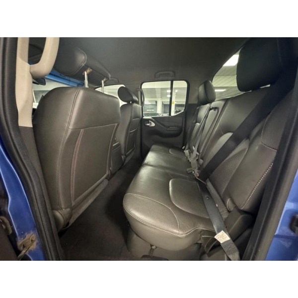 Nissan Navara - 2.5 dCi Tekna 4WD Euro 5 4dr