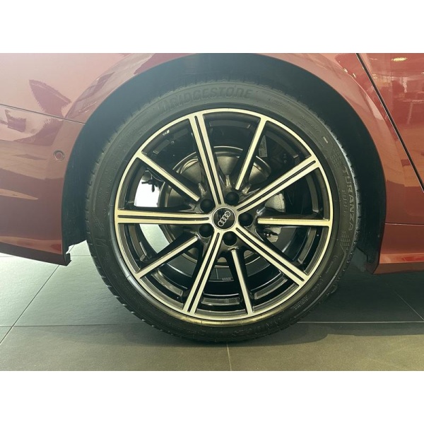 Audi A6 - AUDI A6 Black Edition 40 TDI quattro 204 PS S tronic 2.0 4dr