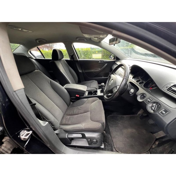 Volkswagen Passat - 2.0 TDI SE Euro 4 4dr