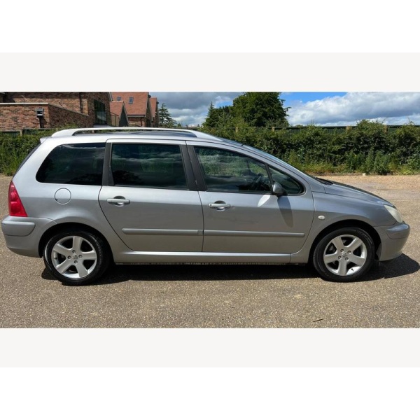 Peugeot 307 SW - 1.6 16v SE 5dr (a/c)