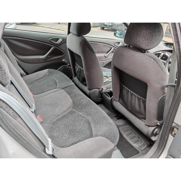 Citroen C5 - 2.0 HDi LX 5dr