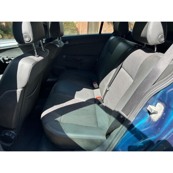 Vauxhall Astra - 1.6i 16v Design 5dr