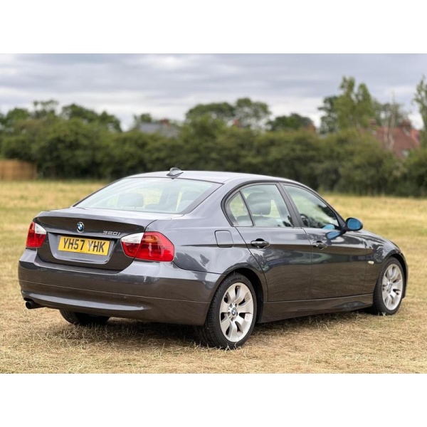 BMW 3 Series - 2.0 320i SE Euro 4 4dr