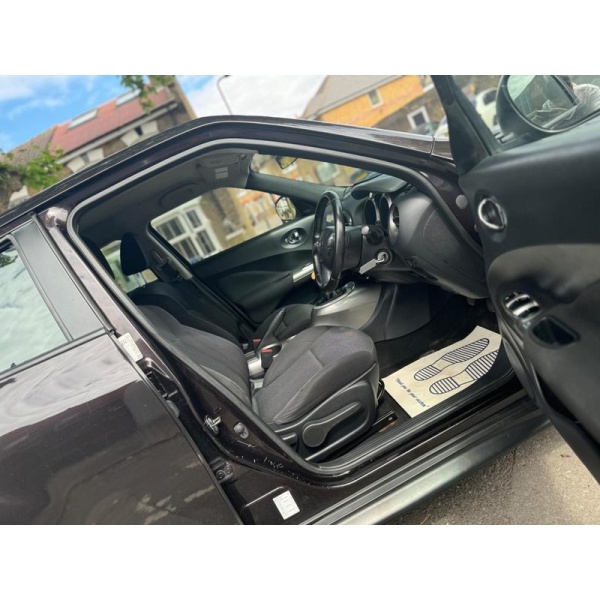 Nissan Juke - 1.6 Acenta Euro 5 (s/s) 5dr