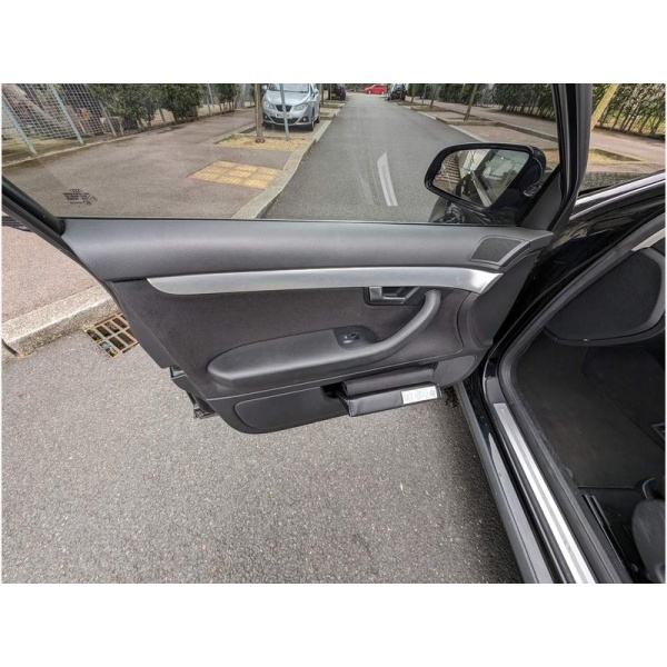 Audi A4 - 2.0 S line 4dr