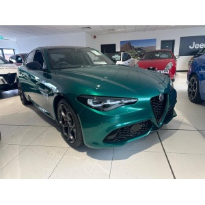 Alfa Romeo Giulia - 2.0T Tributo Italiano Auto Euro 6 (s/s) 4dr